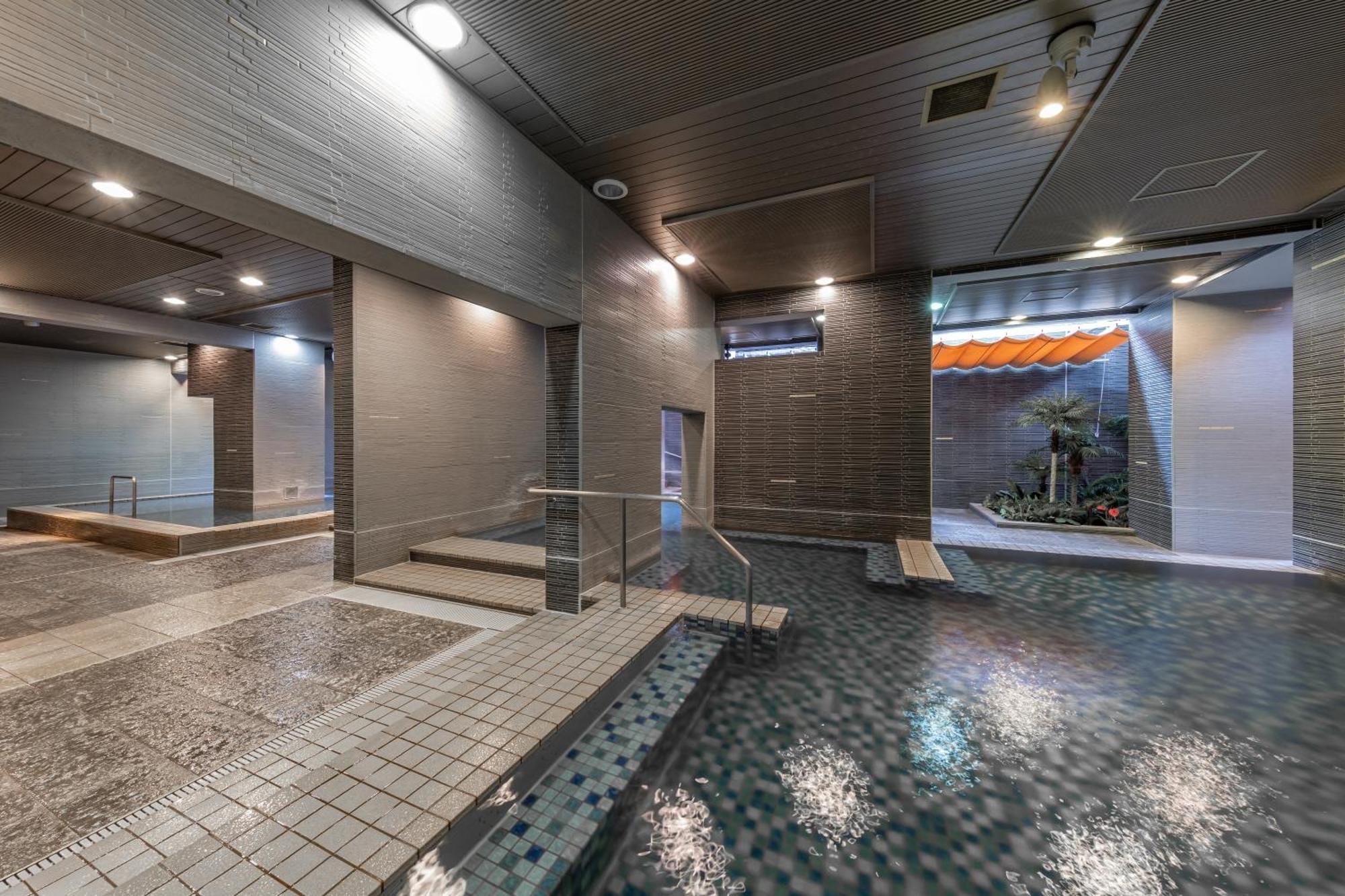 Spa Resort Hawaiians Monolith Tower Iwaki  Buitenkant foto